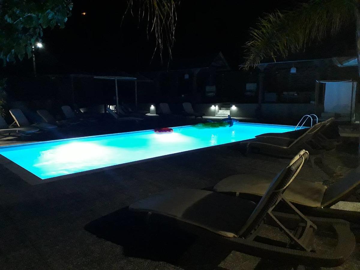 Almirikia Apartments Mourteri Esterno foto