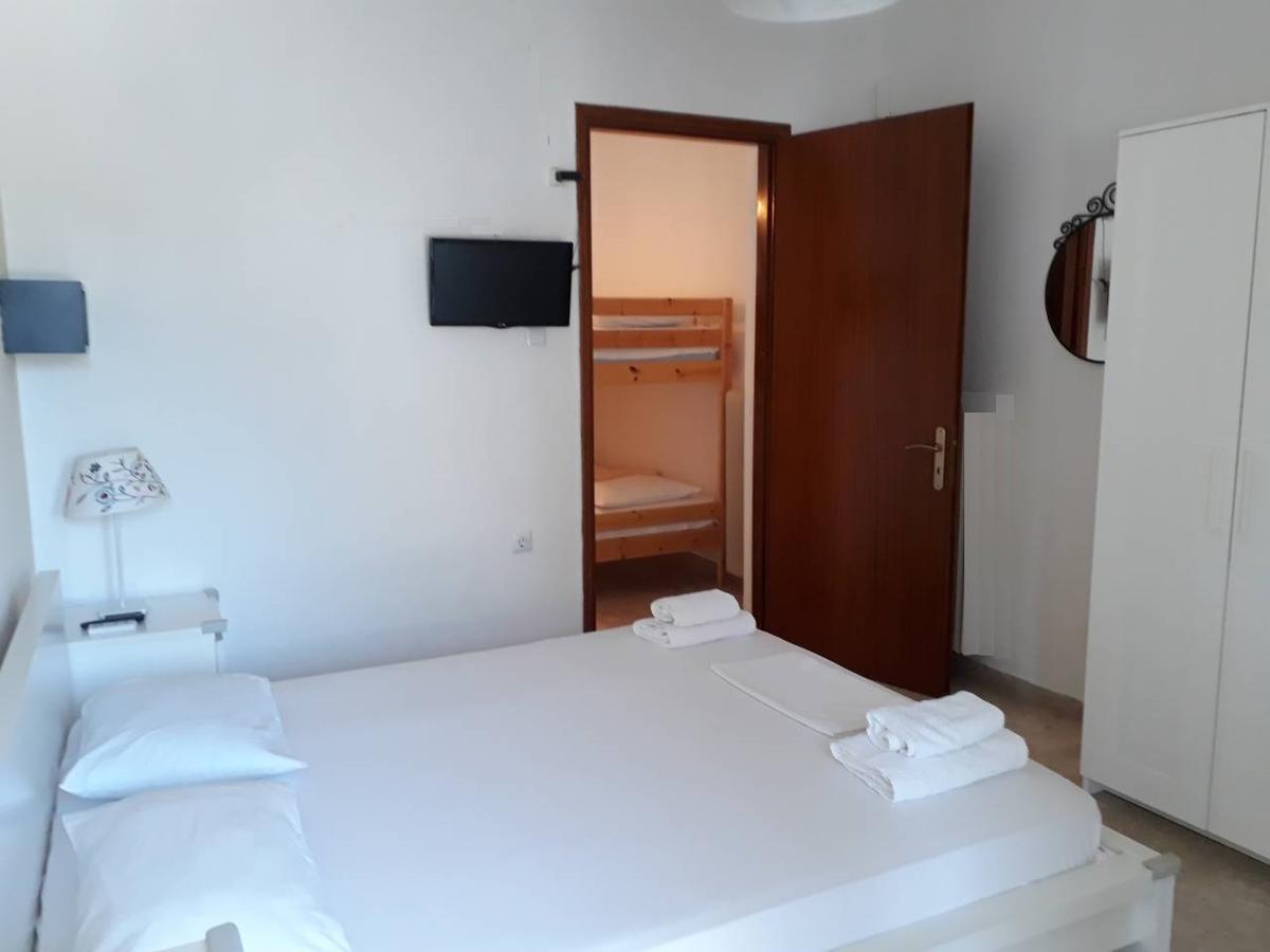 Almirikia Apartments Mourteri Esterno foto
